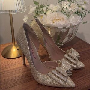 SOLD // Betsy Johnson Heels